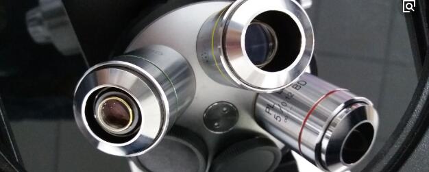 和贴片晶振追求不断缩小不同它永远在追求更大倍数的放大